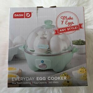 Dash Everyday Egg Cooker in Mint 7 Egg Capacity